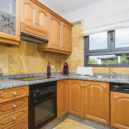 Playa Blanca Sleeps 4 Air Con Wifi